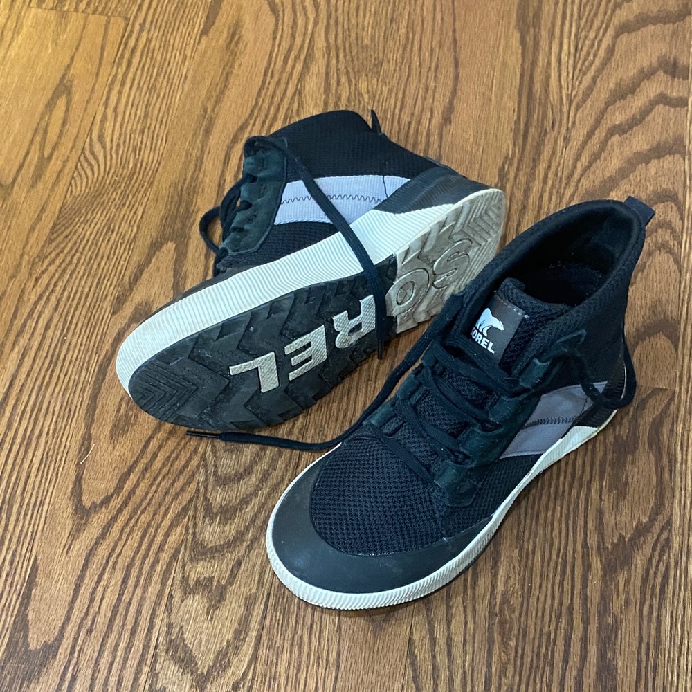 Sorel Black and White Winter Boots